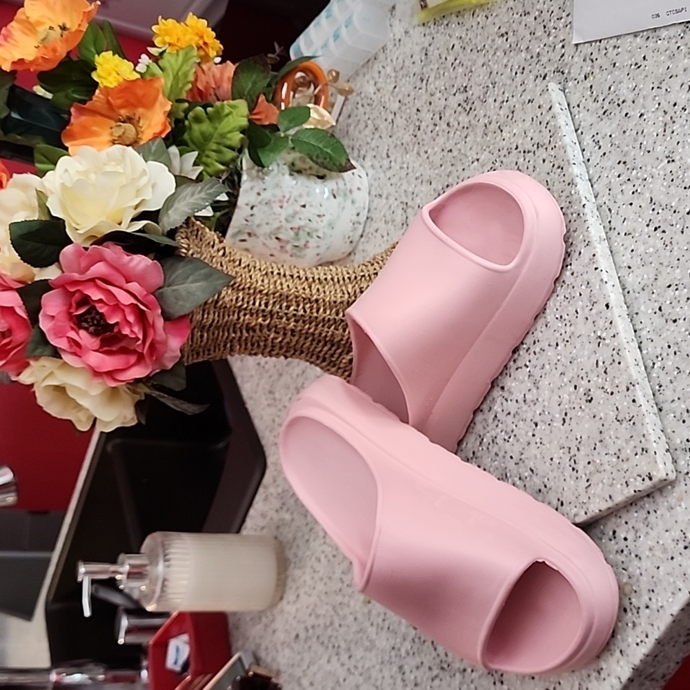 Women's sandals